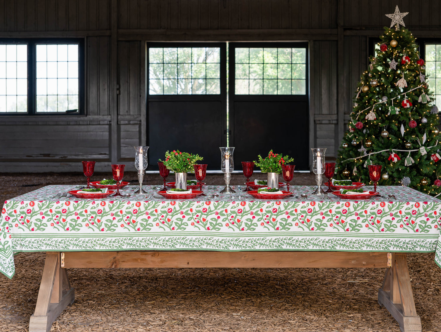 Hampton's Social's Holiday Gift Guide