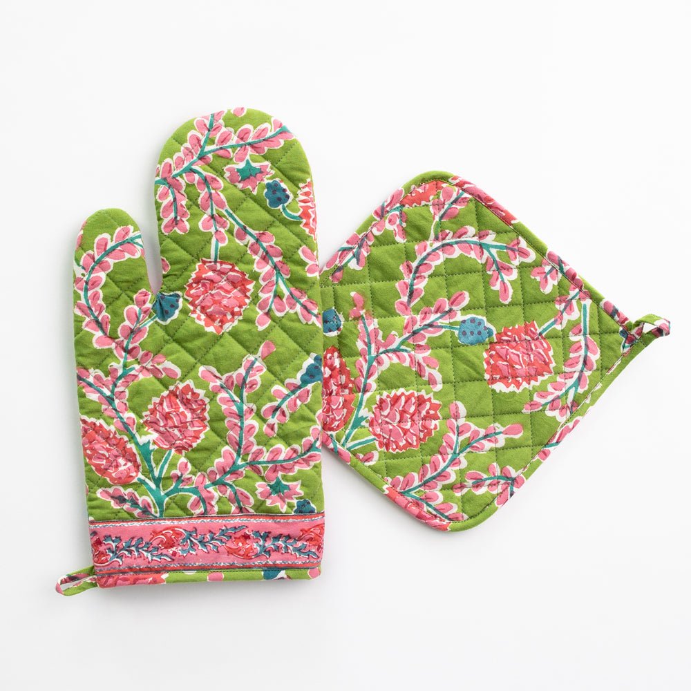 Green & pink botanical pinecone hand block printed oven mitt and pot holder set