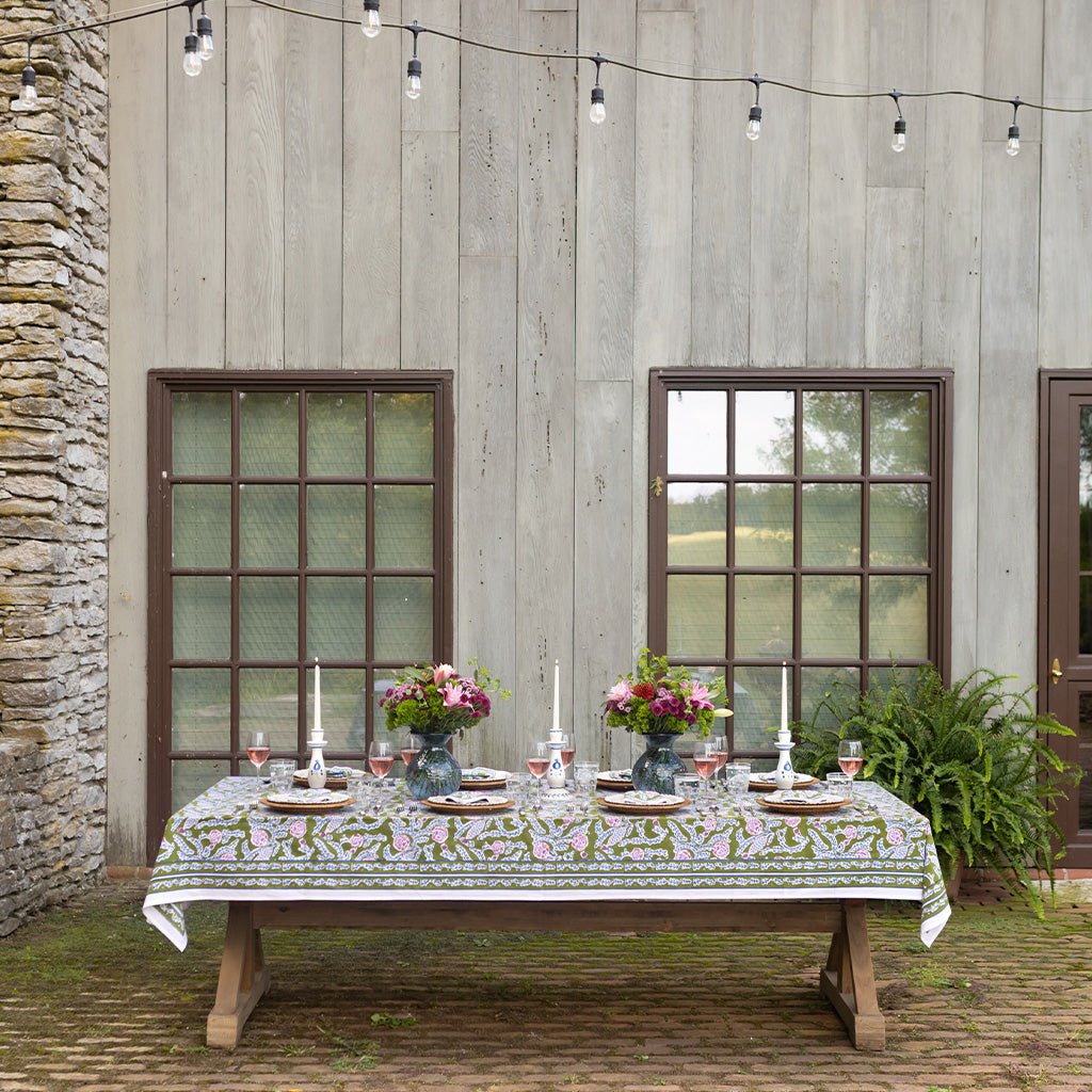 Climbing Dahlia Lavender & Fern Tablecloth - Pomegranate