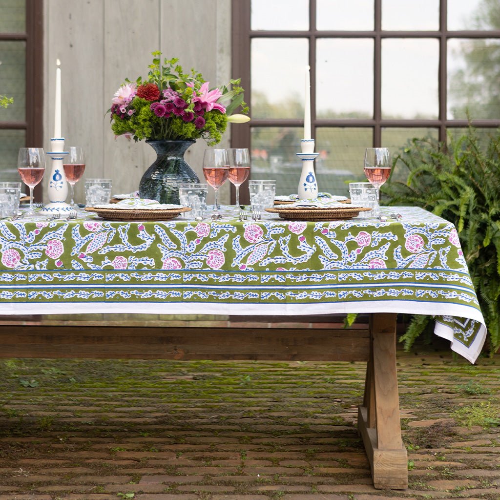 Climbing Dahlia Lavender & Fern Tablecloth - Pomegranate