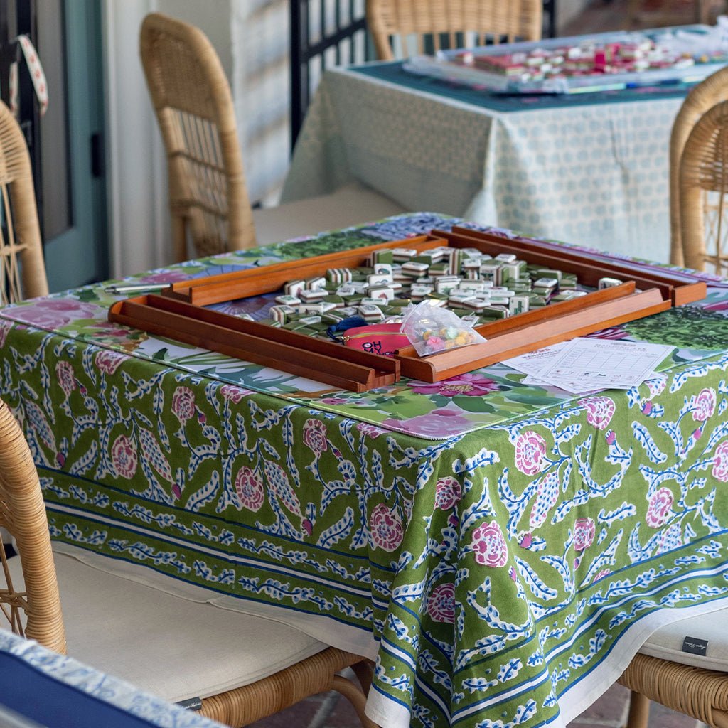 Climbing Dahlia Lavender & Fern Tablecloth - Pomegranate