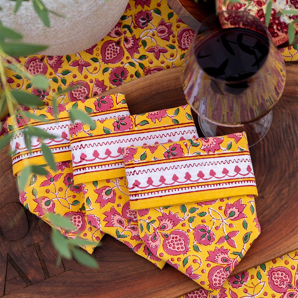 Pom Fan Flower Mustard & Magenta Napkin | Set of 4 - Pomegranate