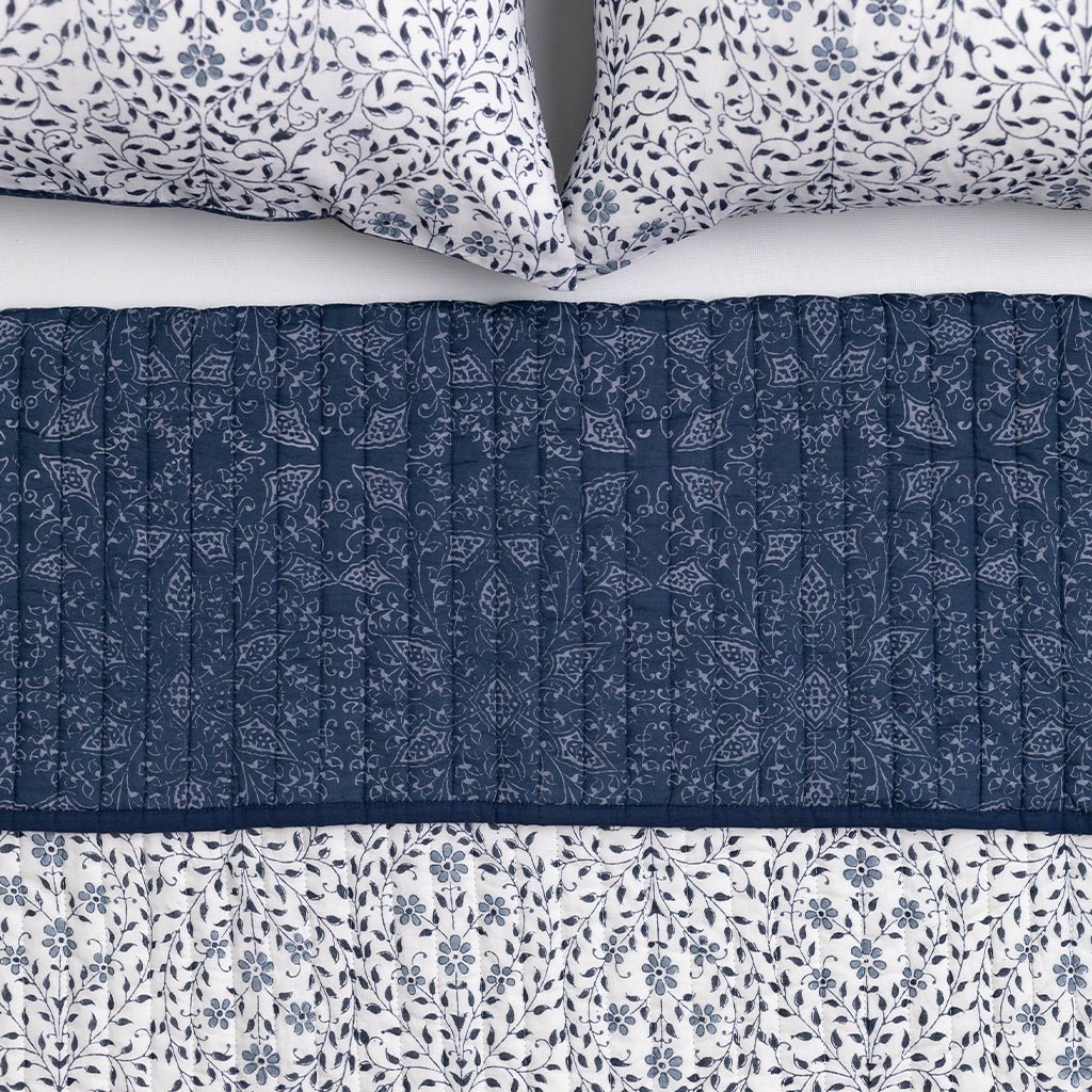 India Hicks Home Queen's Bloom & Kings Lace Navy Coverlet - Pomegranate