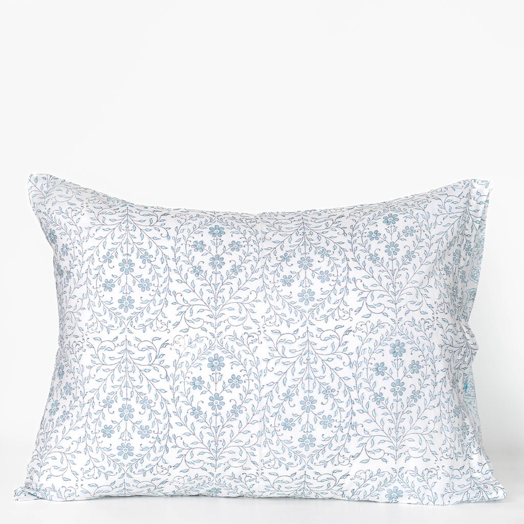 India Hicks Home Queen's Bloom & Kings Lace Dusty Blue Pillowcase | Set of 2 - Pomegranate
