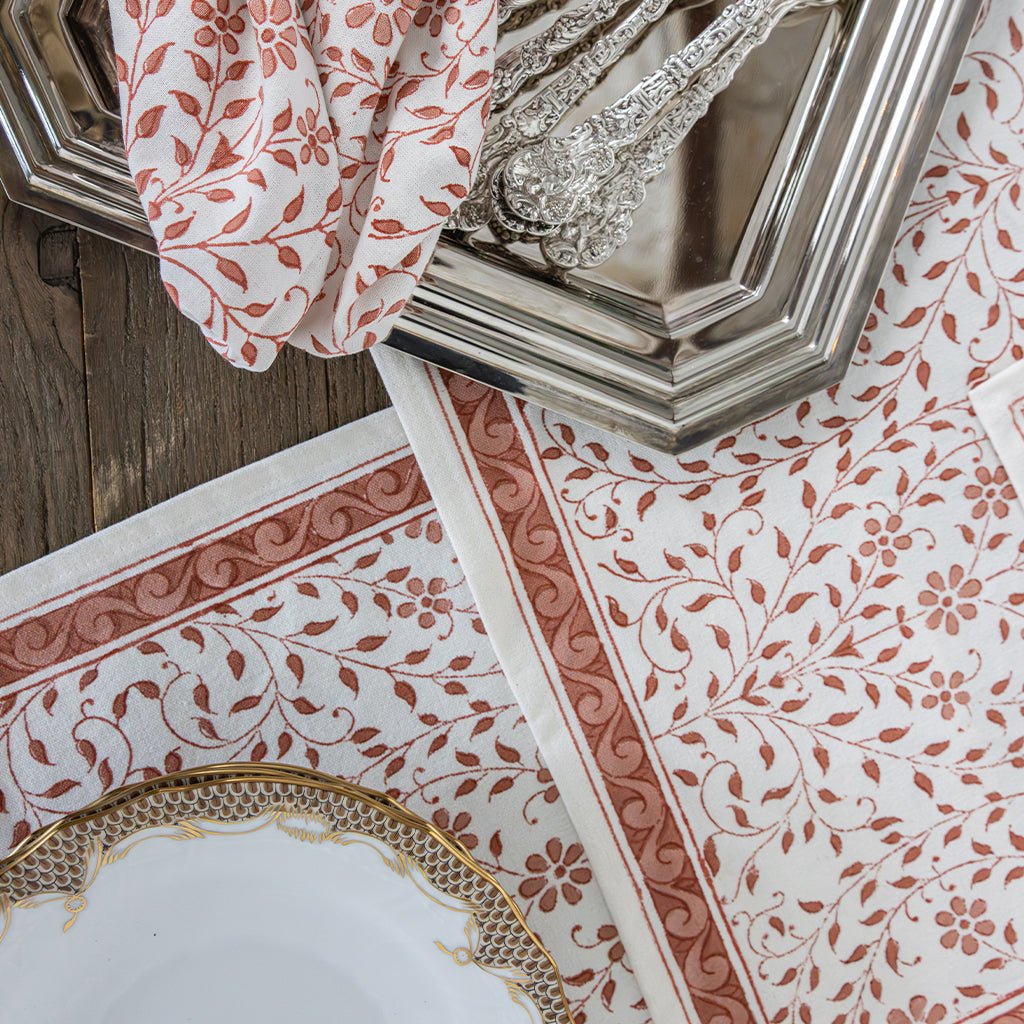 India Hicks Home Queen's Bloom Coral Placemat | Set of 4 - Pomegranate