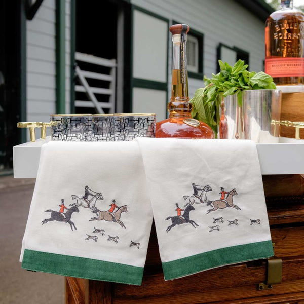 The Hunt Scene Tea Towel Set – Stylish Equestrian