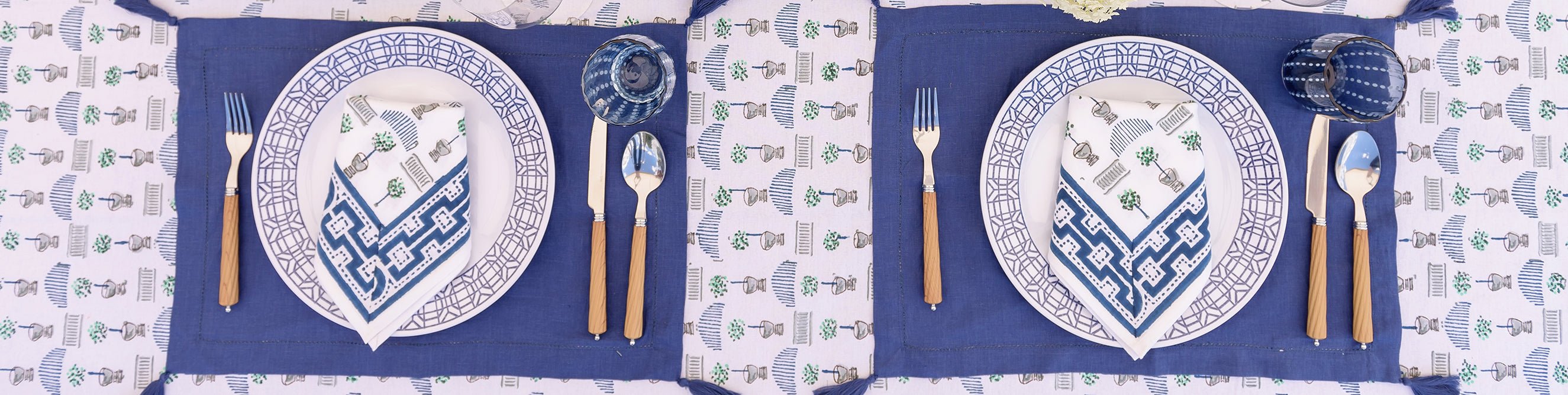 Pom Littles: Setting the Table