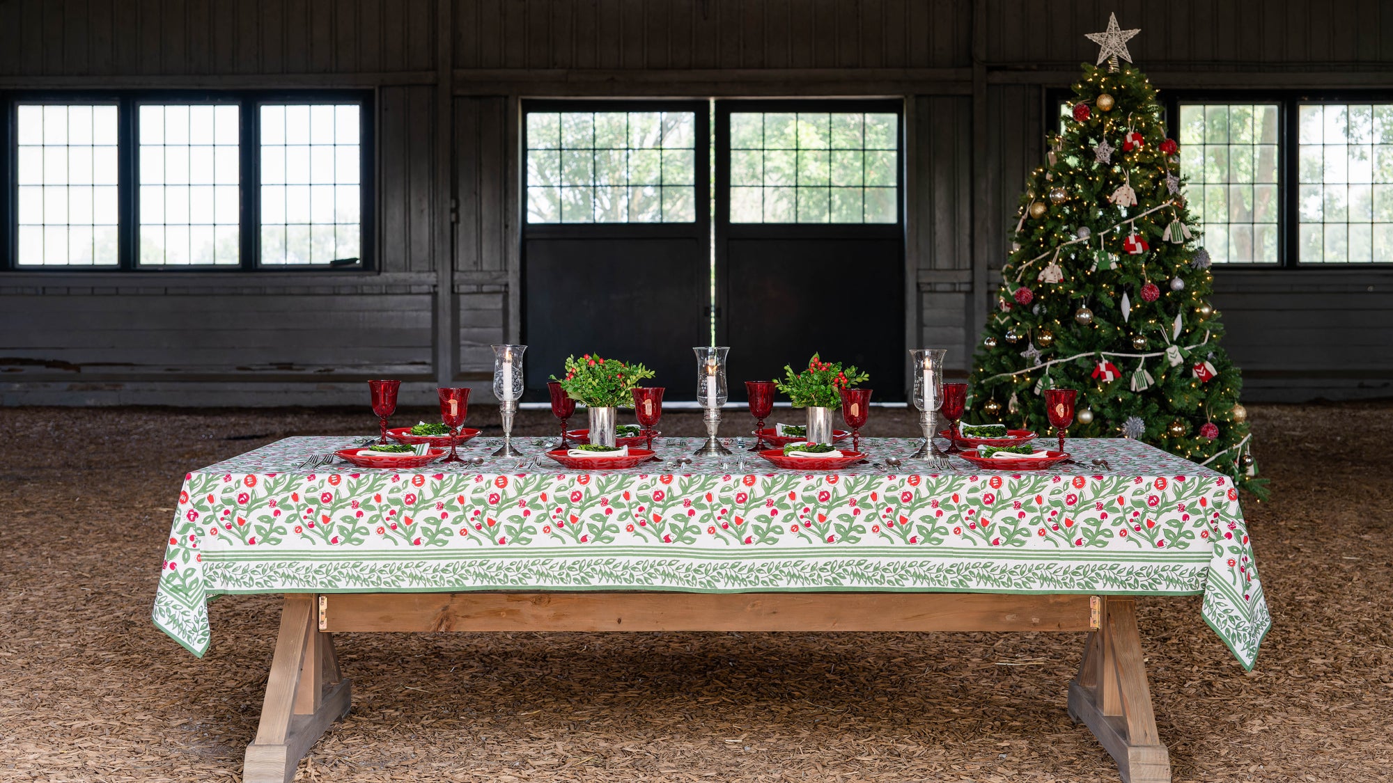 Hampton's Social's Holiday Gift Guide