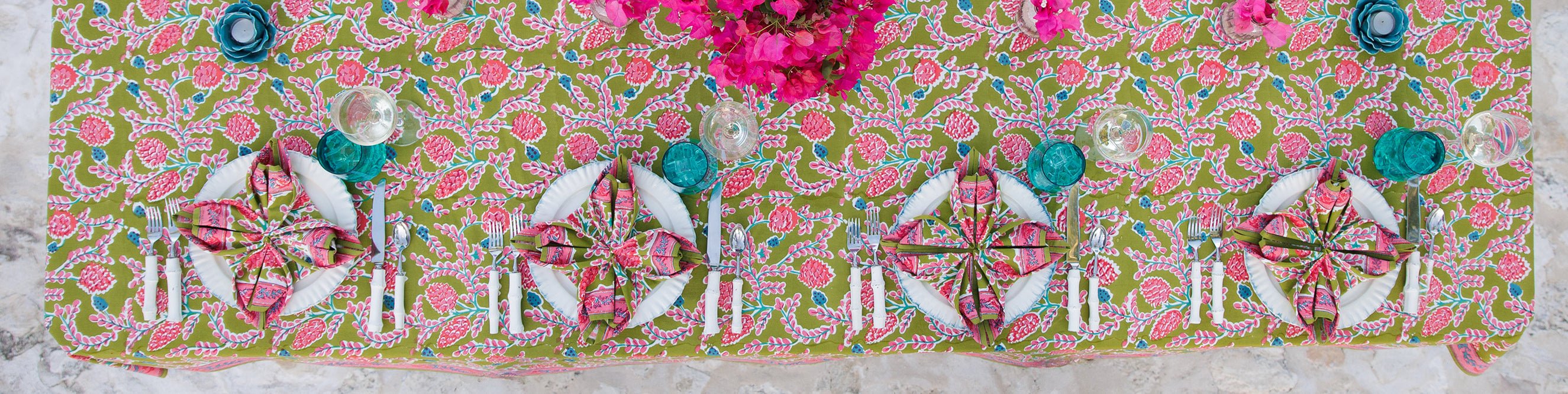 Palm Beach Chic Table Linens & Accessories | Pomegranate Inc.