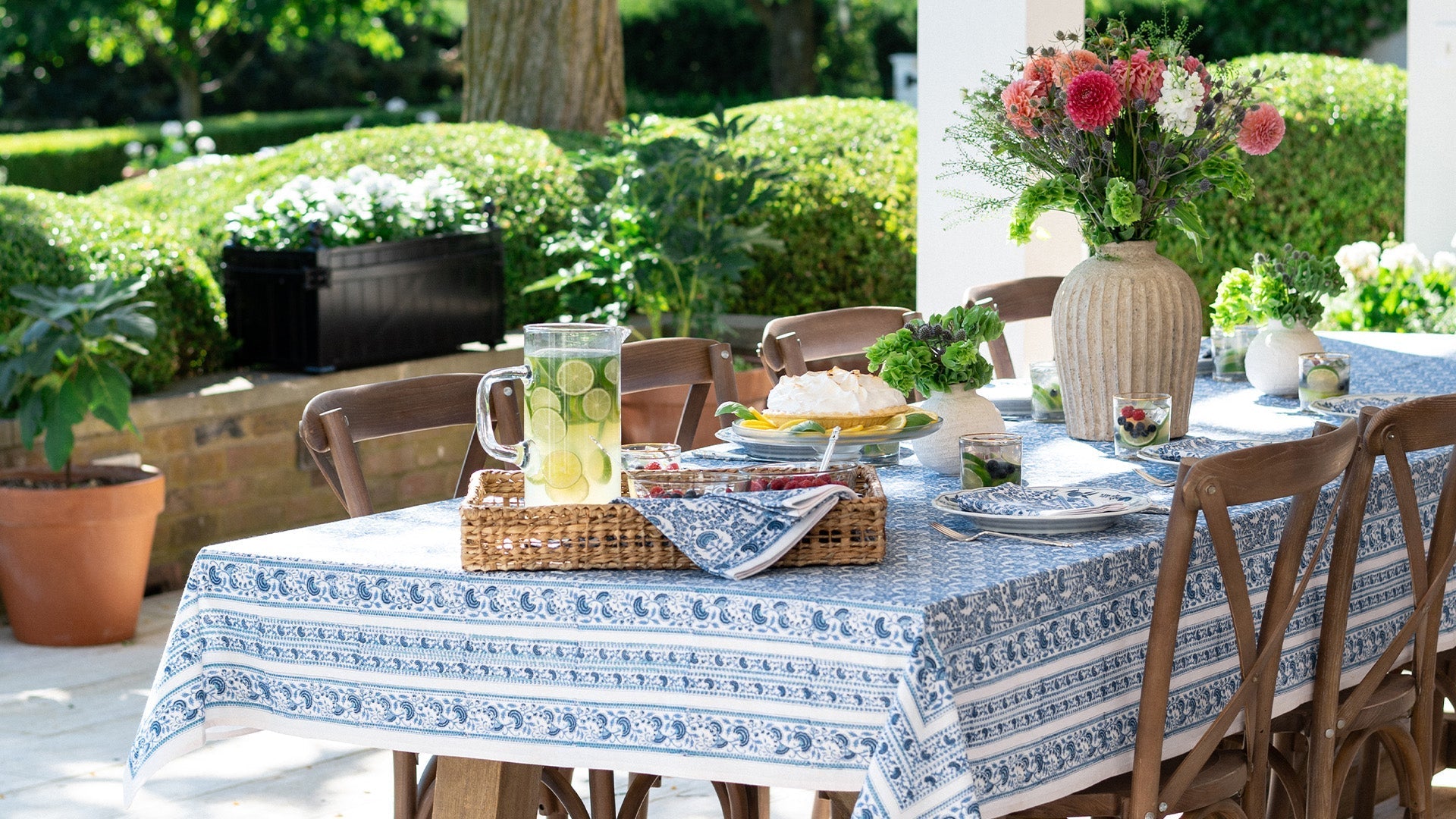 Floral Tablecloths - Pomegranate
