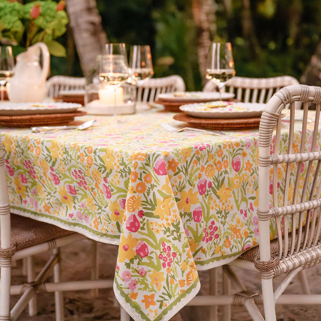 70s Flower Tablecloth - Pomegranate