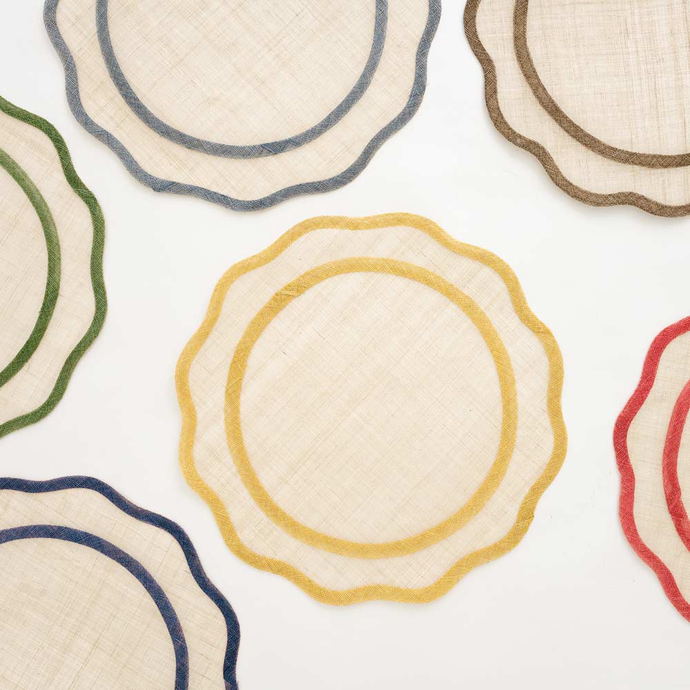 Scallop Woven Placemats - Pomegranate