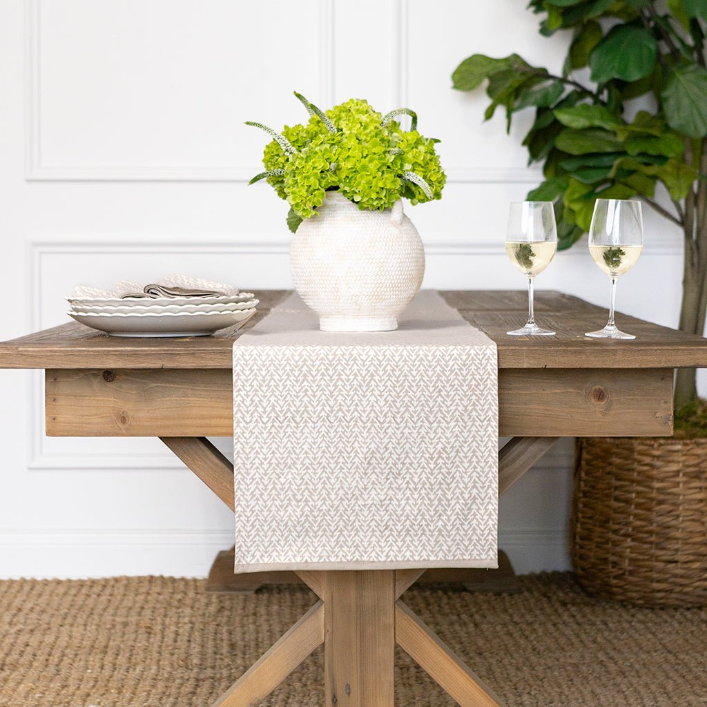 India Hicks Home Fire Bush Island Stone Table Runner - Pomegranate