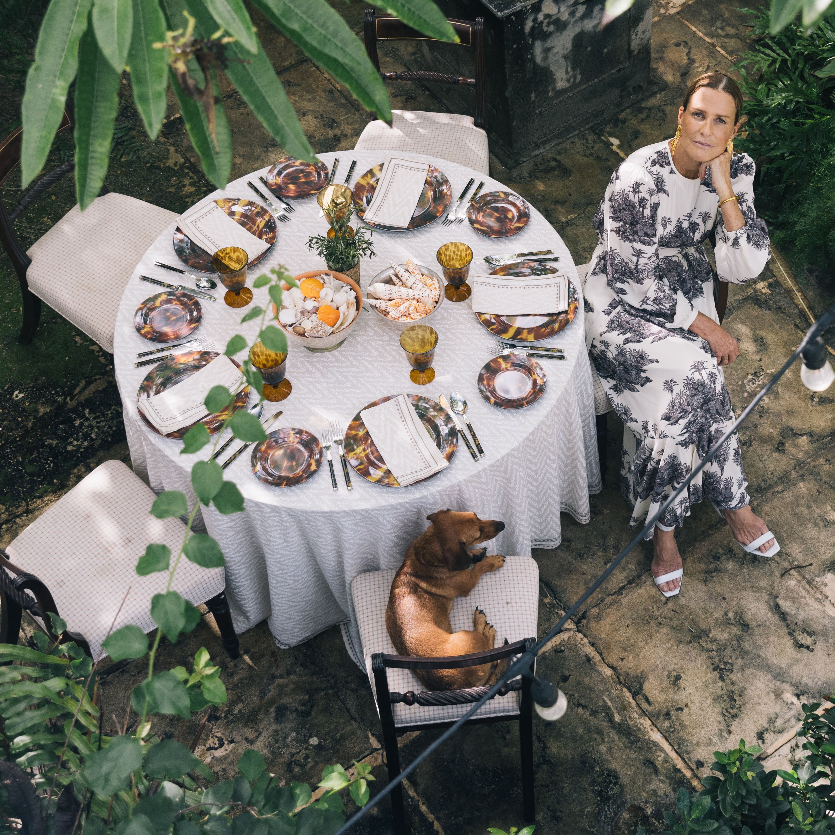 India Hicks Home Chevron Tablecloth – Pomegranate