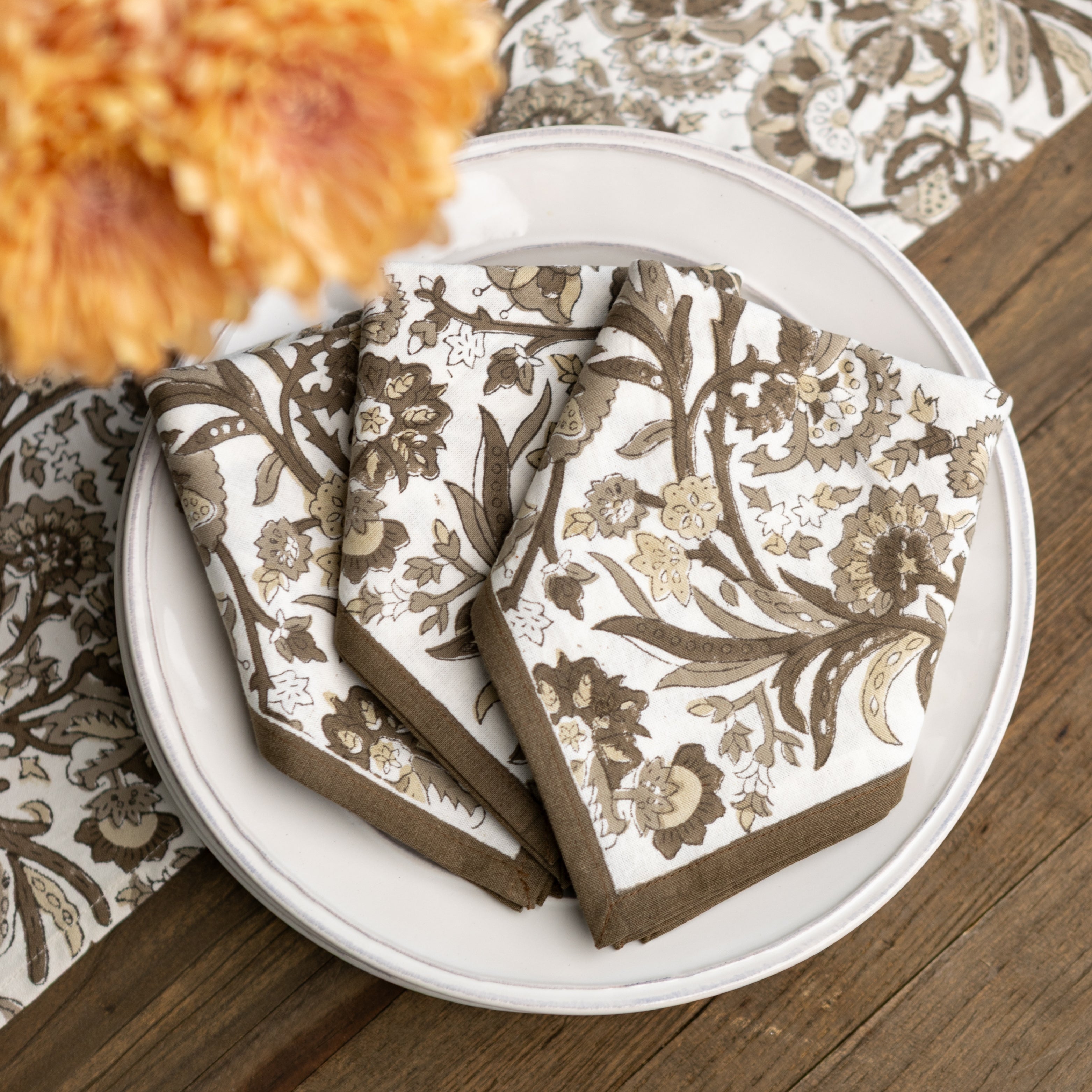 India Hicks Home Wildcard Mocha Napkin | Set of 4 – Pomegranate