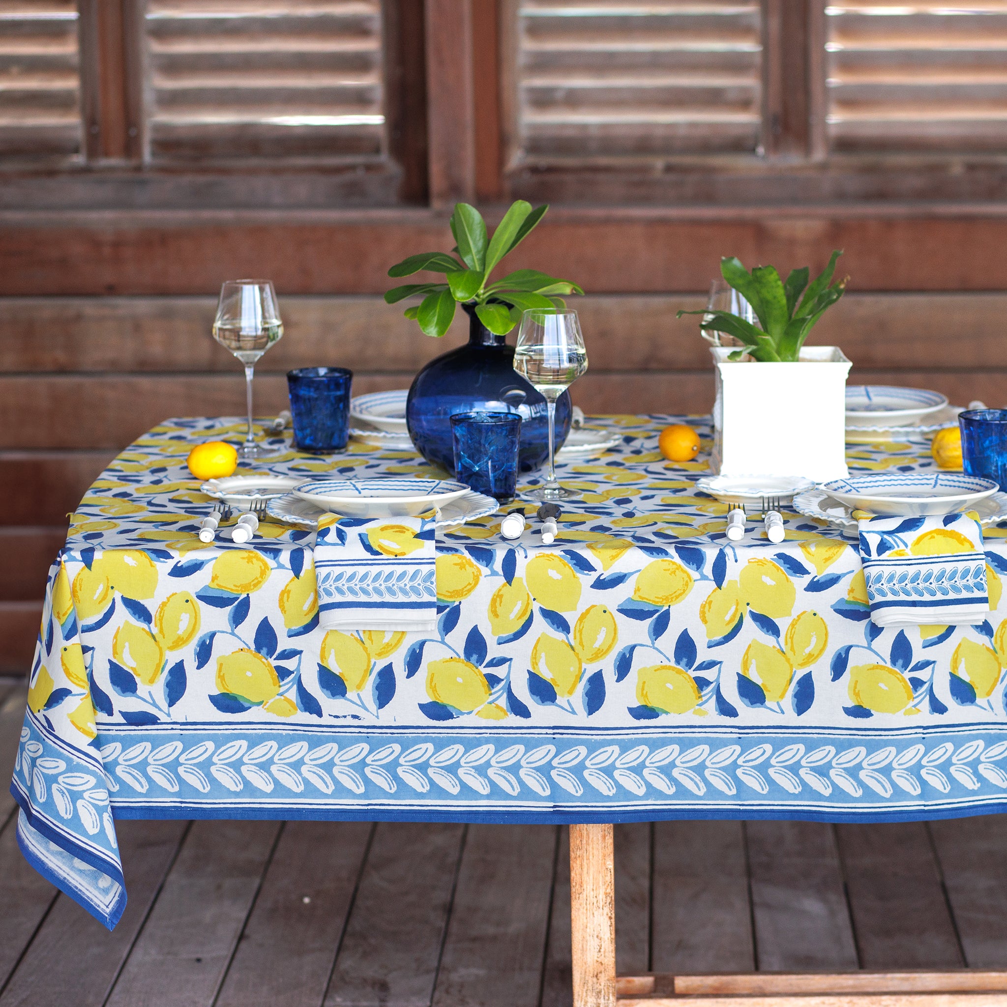 Mod Lemon Tablecloth – Pomegranate