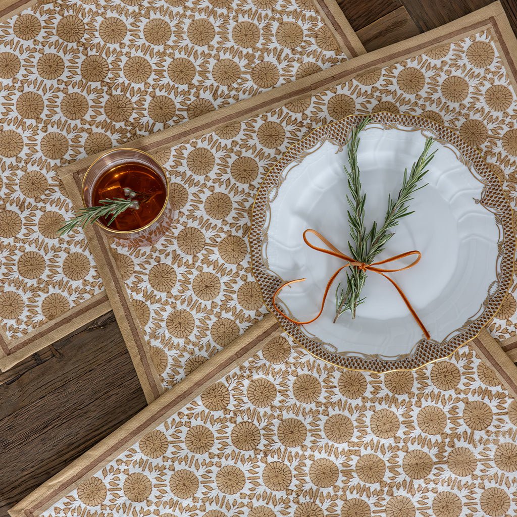 India Hicks Home Joker's Rosette Dark Sand Placemat | Set of 4 - Pomegranate