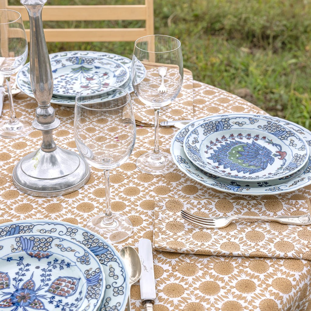 India Hicks Home Joker's Rosette Dark Sand Tablecloth - Pomegranate