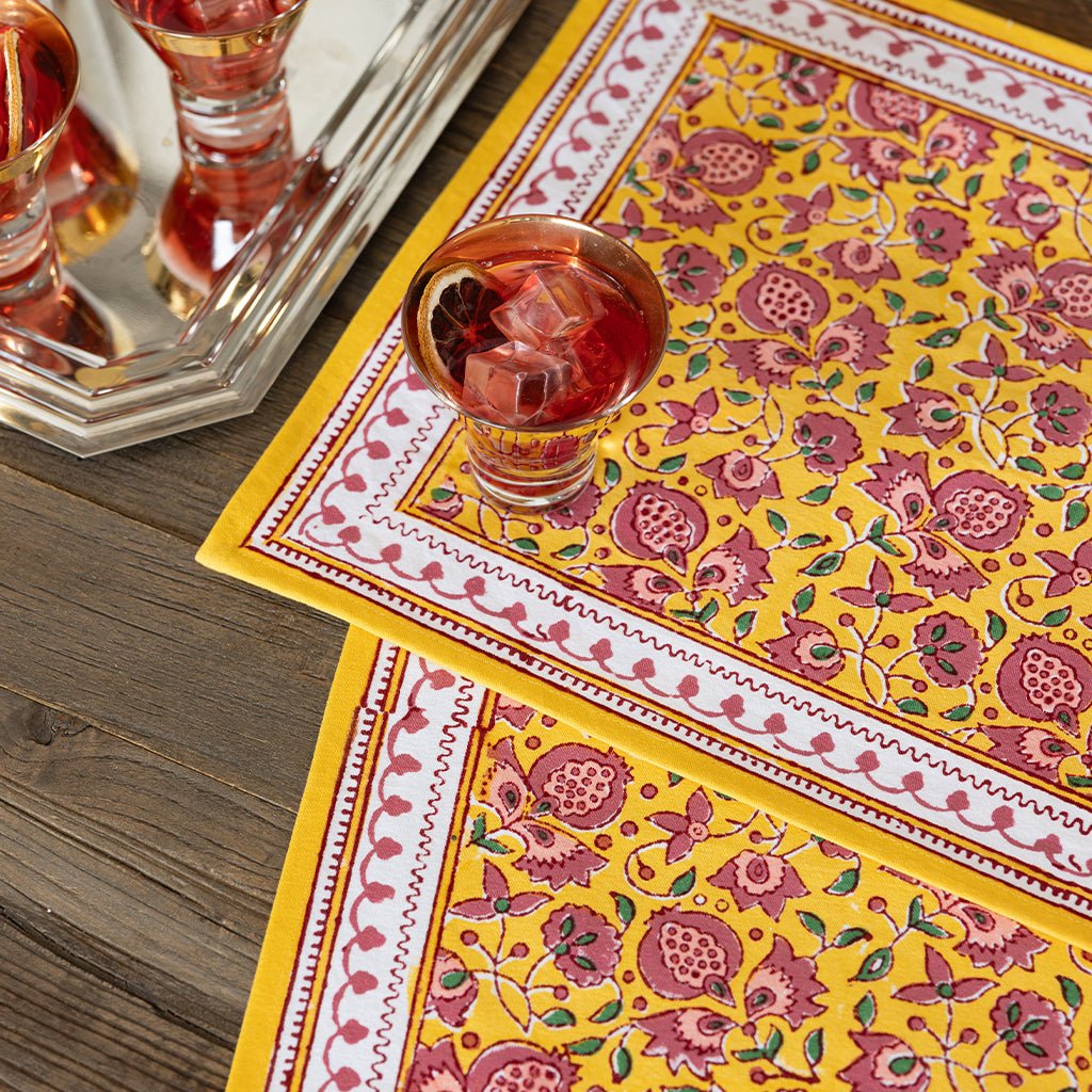 Pom Fan Flower Mustard & Magenta Placemat | Set of 4 - Pomegranate