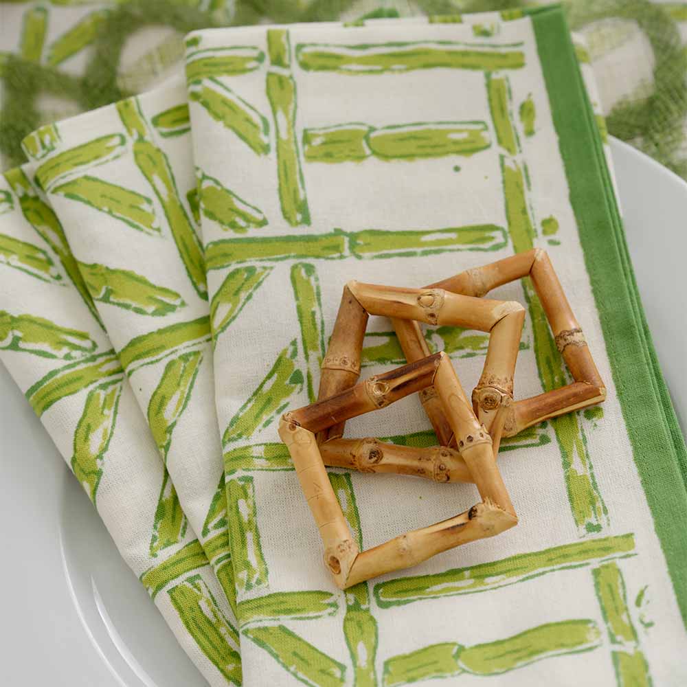Napkin set of 4 with green bamboo geometric pattern. 