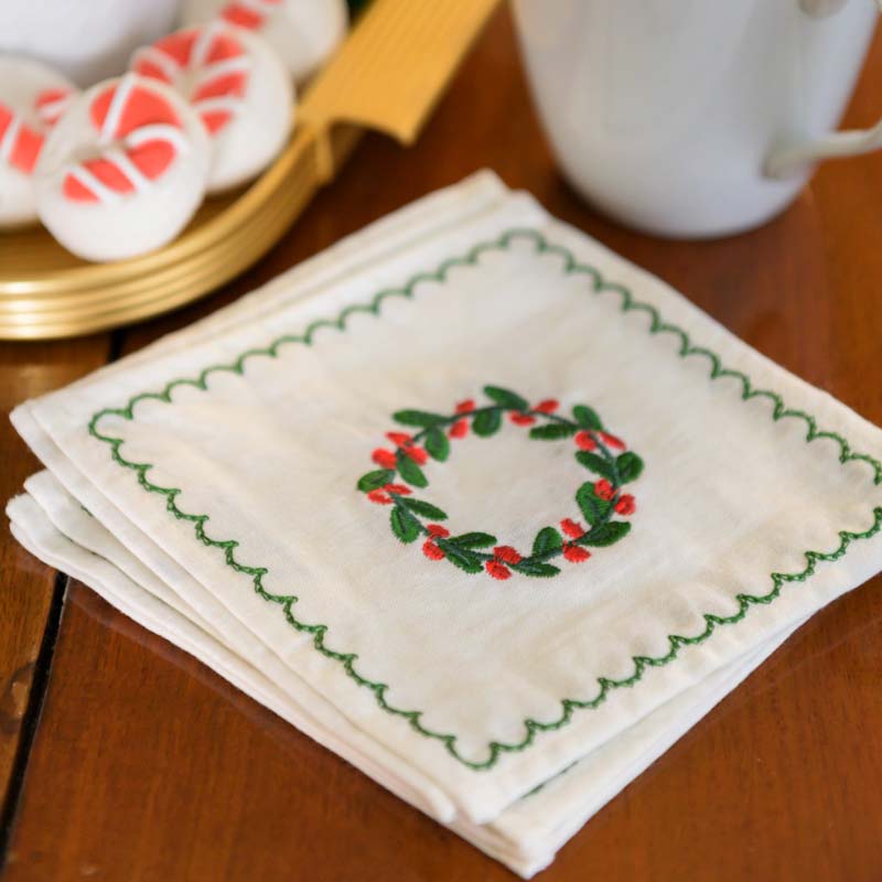 Wreath Cocktail Napkin Set of 6 Pomegranate Inc.