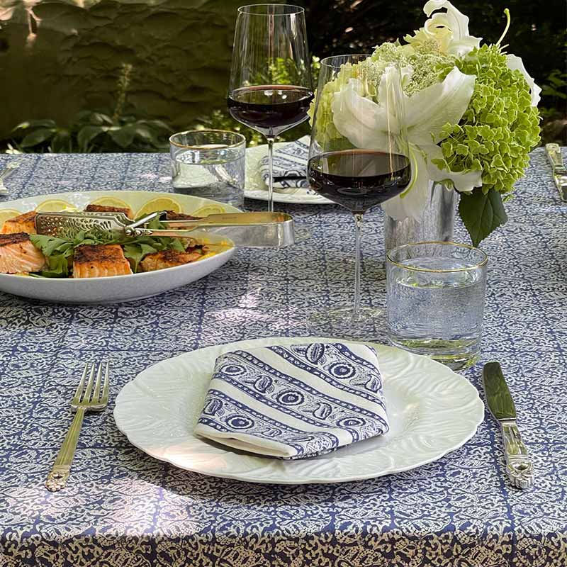 India Hicks Home Fat Shell Napkin with matching tablecloth