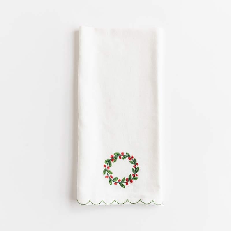 https://pomegranateinc.com/cdn/shop/products/Tea-Towel-Wreath-449529_1200x.jpg?v=1642180837