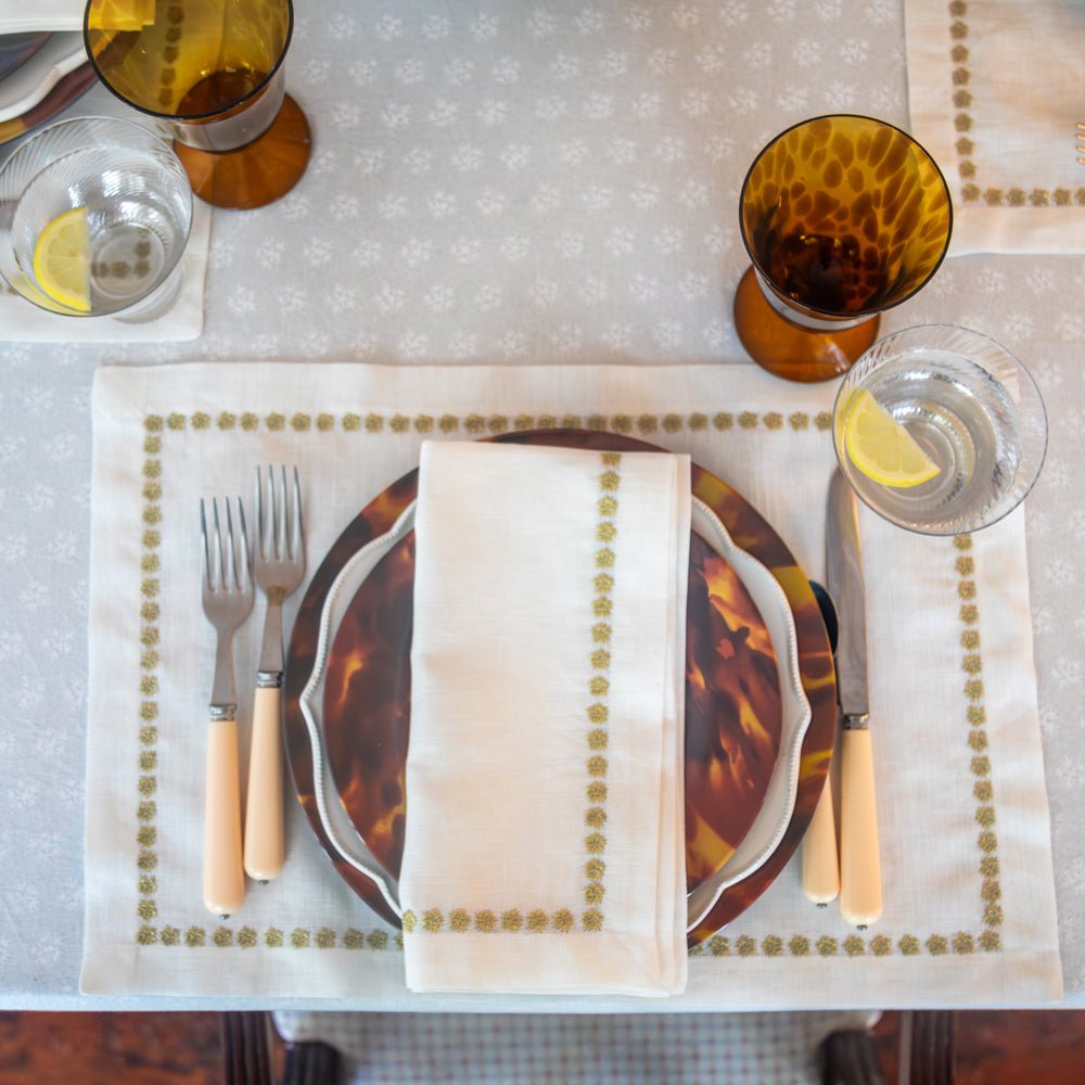 India Hicks Home Gold Stars White Linen Placemat | Set of 4