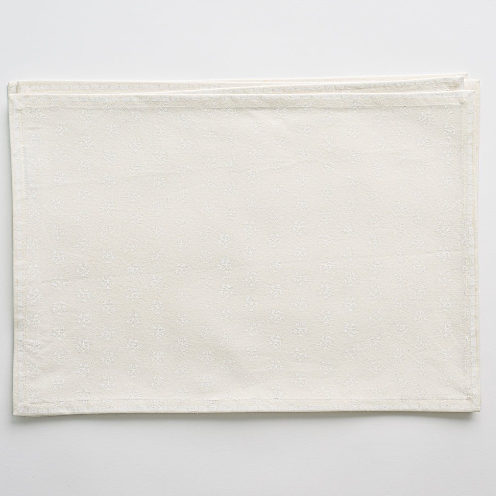 India Hicks Home White Snowflake Linen Placemats