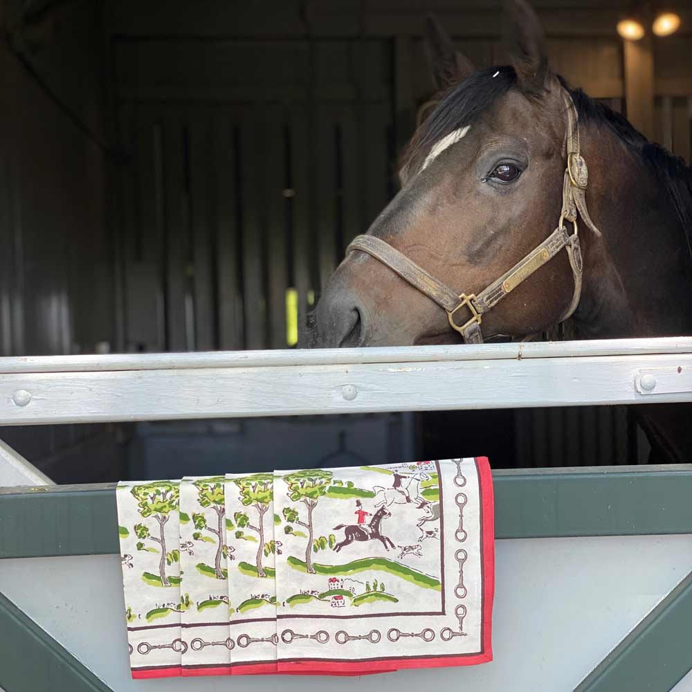 Pomegranate Hunt Scene Napkin - Thumbnail 5