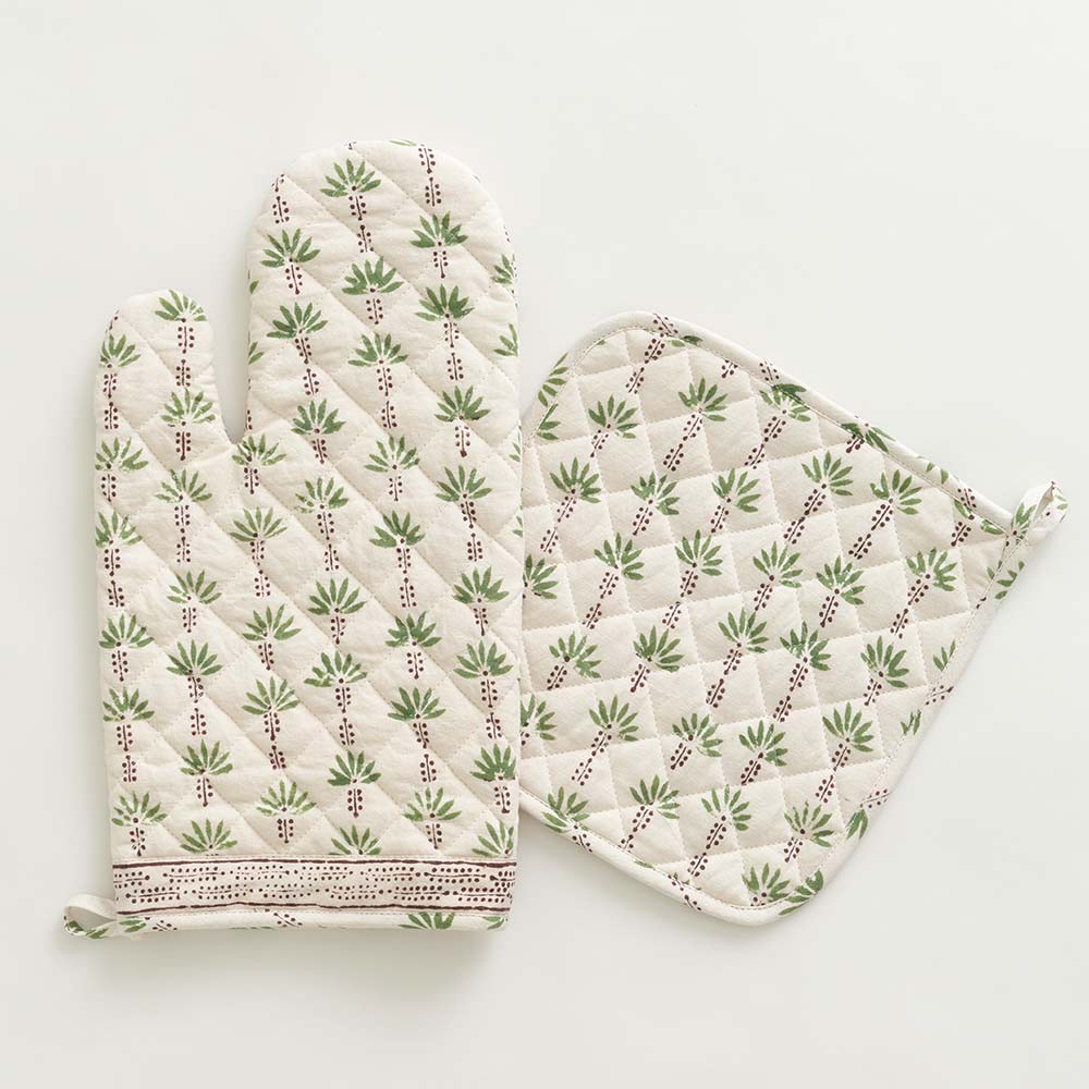 Cute Cactus Green Oven Mitts and Pot Holders Set of 4 Cotton